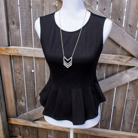 Monteau Tops - Monteau black knit sleeveless peplum top